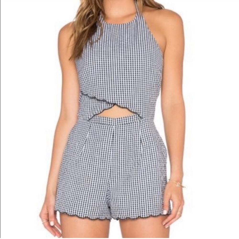 🖤 SAYLOR Gingham Romper With Pockets & Cutout